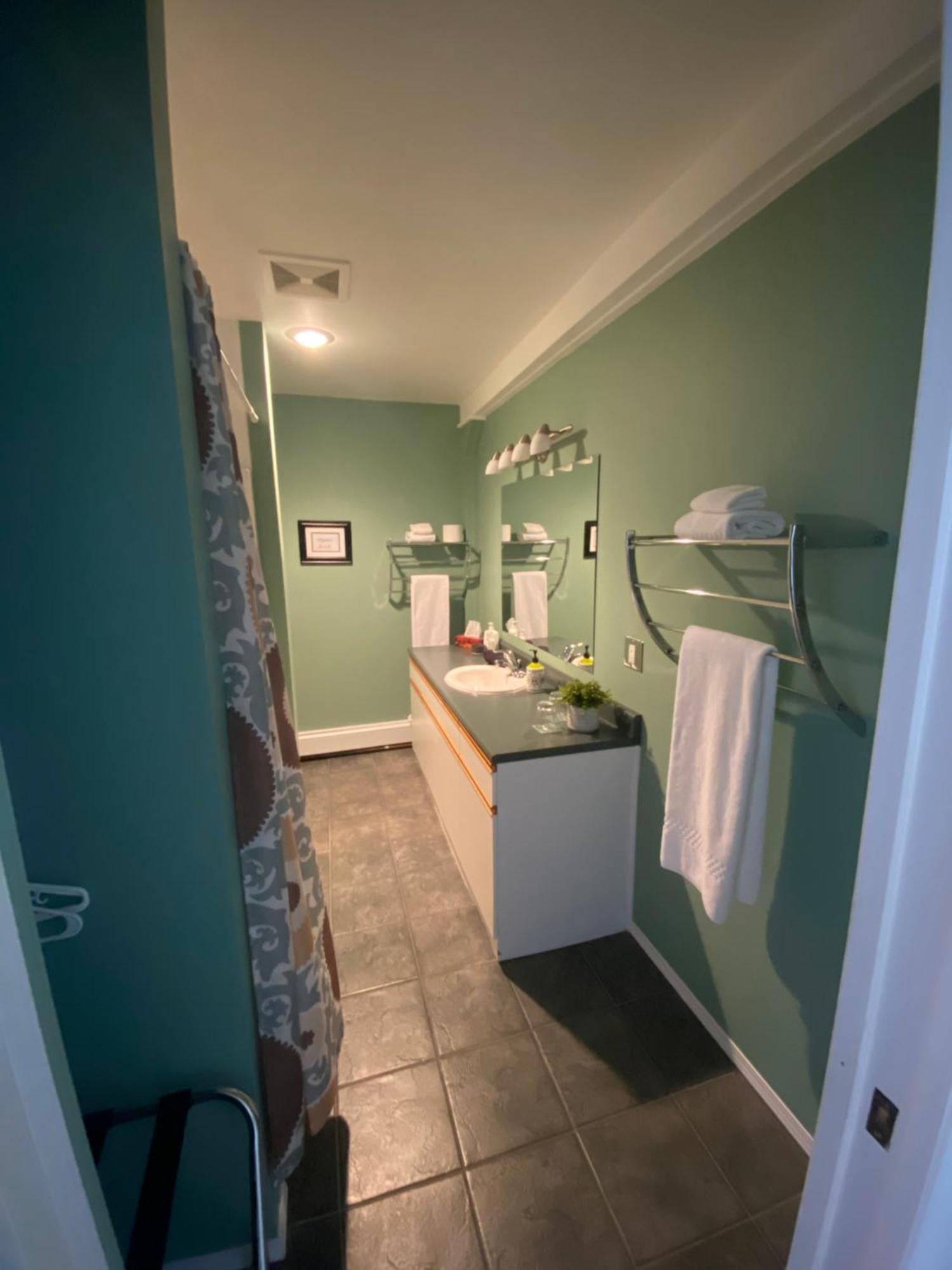 Rose Cottage Bed&Breakfast Valemount Exteriör bild